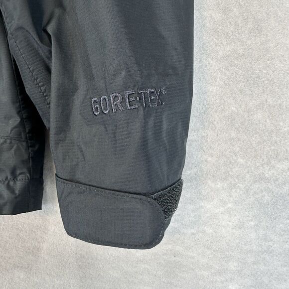 LL Bean Stowaway Gore-Tex Rain Jacket Womens Small Black Hooded Zip Up Hiking - Picture 6 of 16